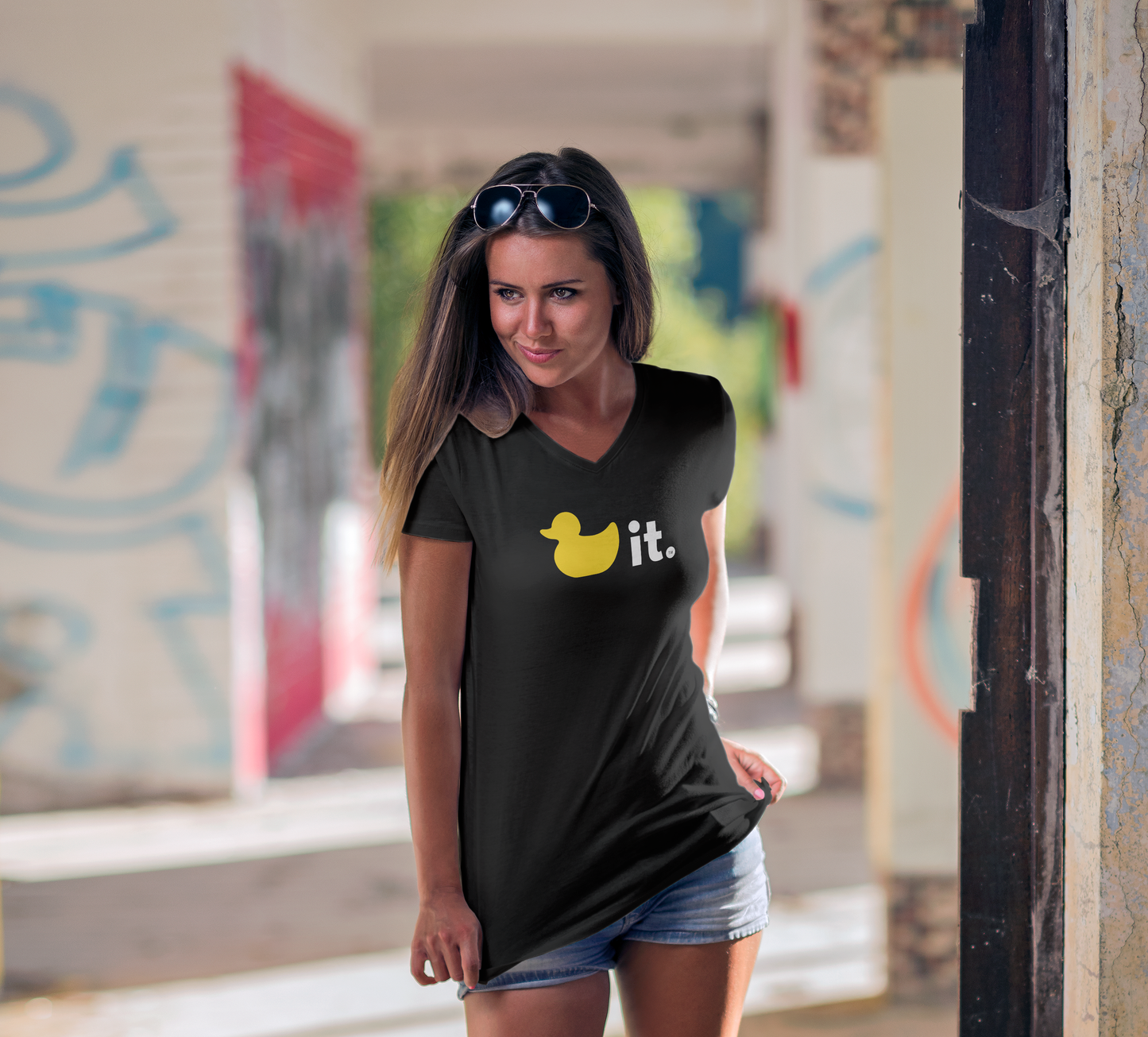 New! Women's Duck It Logo T-Shirt - V-Neck Black